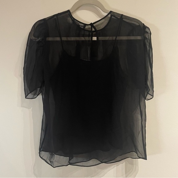 Generation Love Abella Silk Puff Sleeve Top NWT Medium - Picture 6 of 9